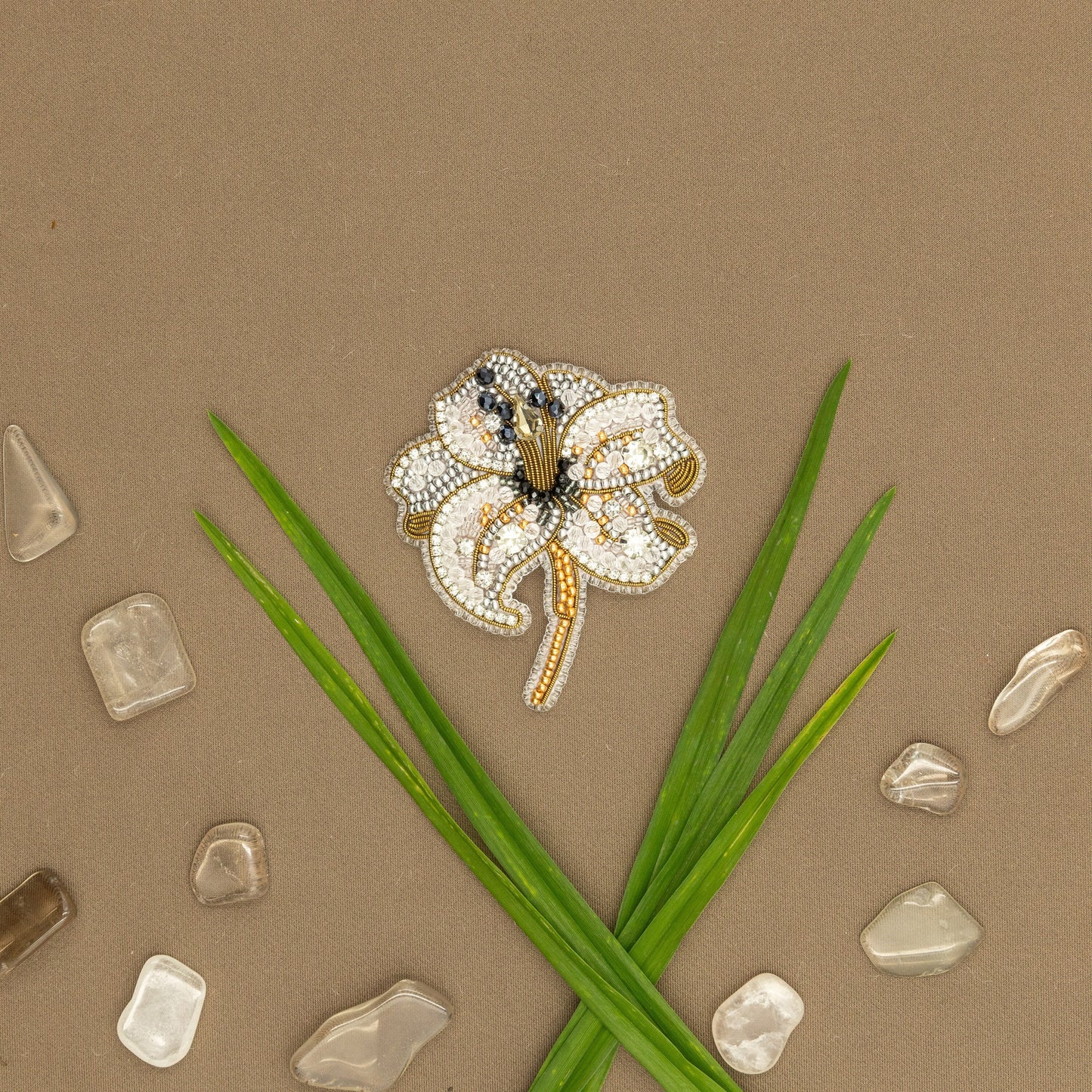 White Lily Flower - Readymade Beaded Brooch