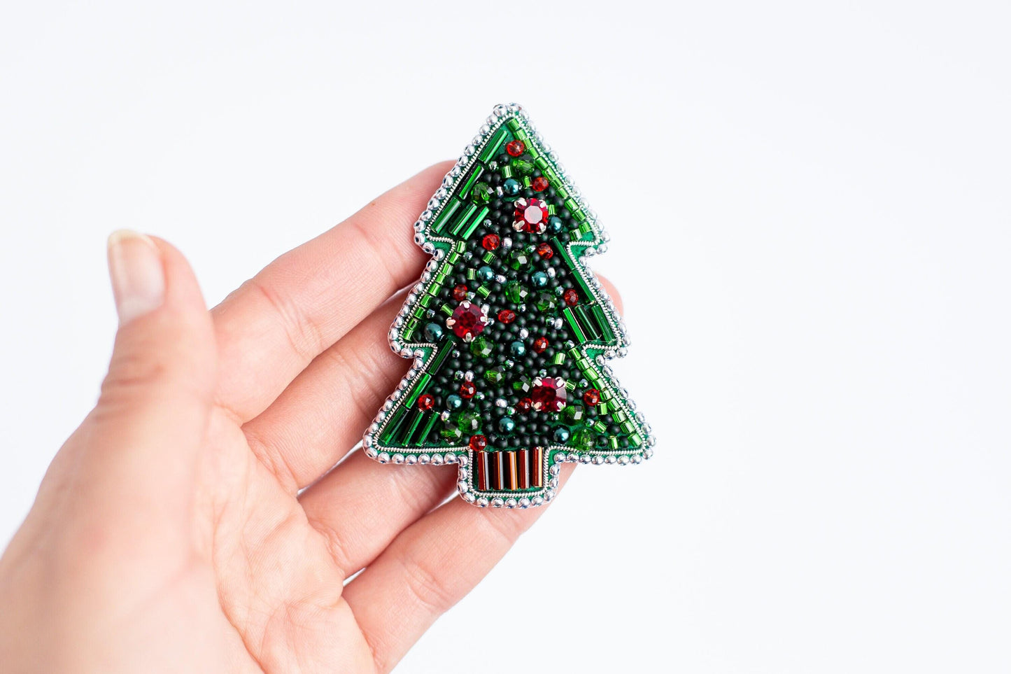 Bead Embroidery Kit - Set of 7 Christmas Brooches, DIY Craft Kits, Xmas Beaded Brooches, Jewelry Making Kits for Adults, Needlework beading