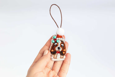 Christmas Cocker Spaniel Dog - Readymade Beaded Brooch