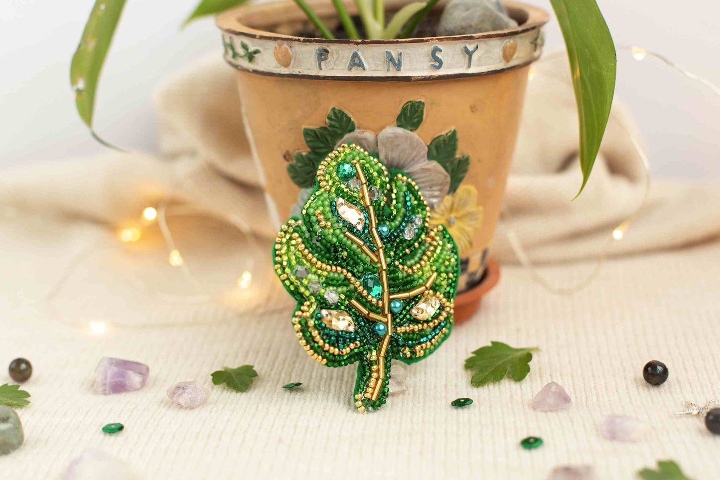 Leaf - Readymade Beaded Brooch