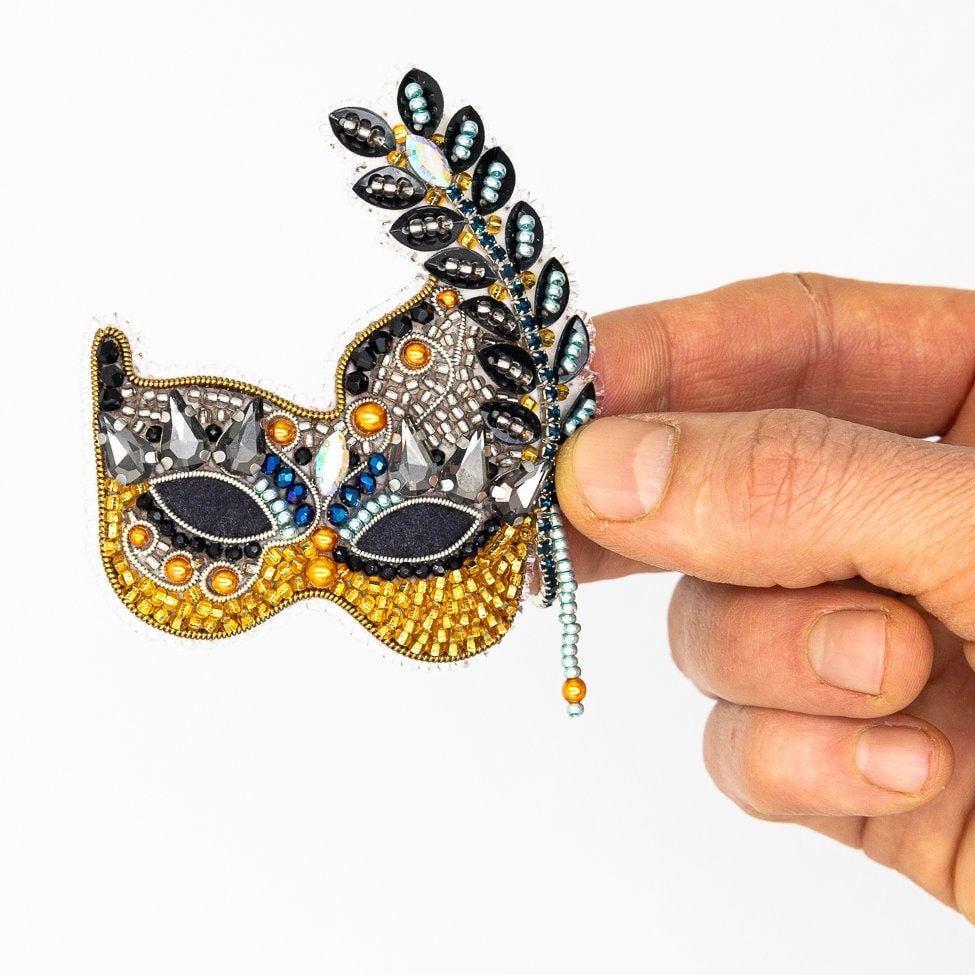 Bead Embroidery Kit Venetian Carnival Mask. Seed Bead Brooch kit. DIY Craft kit. Beading kit. Needlework beading Handmade Jewelry Making Kit