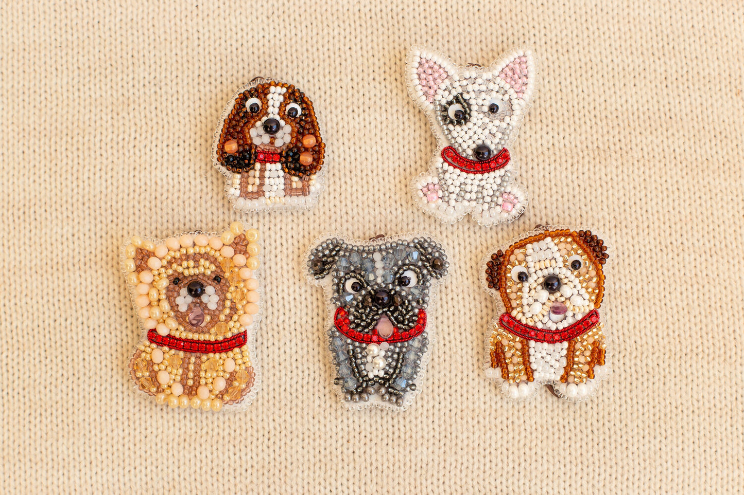 Chow Chow Dog Bead embroidery kit. Seed Bead Brooch kit. DIY Craft kit. Beadweaving Kit. Needlework beading. Handmade Jewelry Making Kit