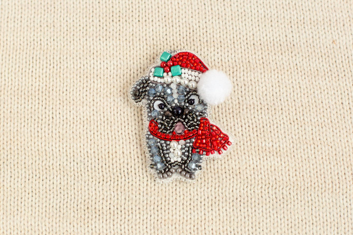Christmas Bulldog Bead embroidery kit. Seed Bead Brooch kit. DIY Craft kit. Beadweaving Kit. Needlework beading. Handmade Jewelry Making Kit