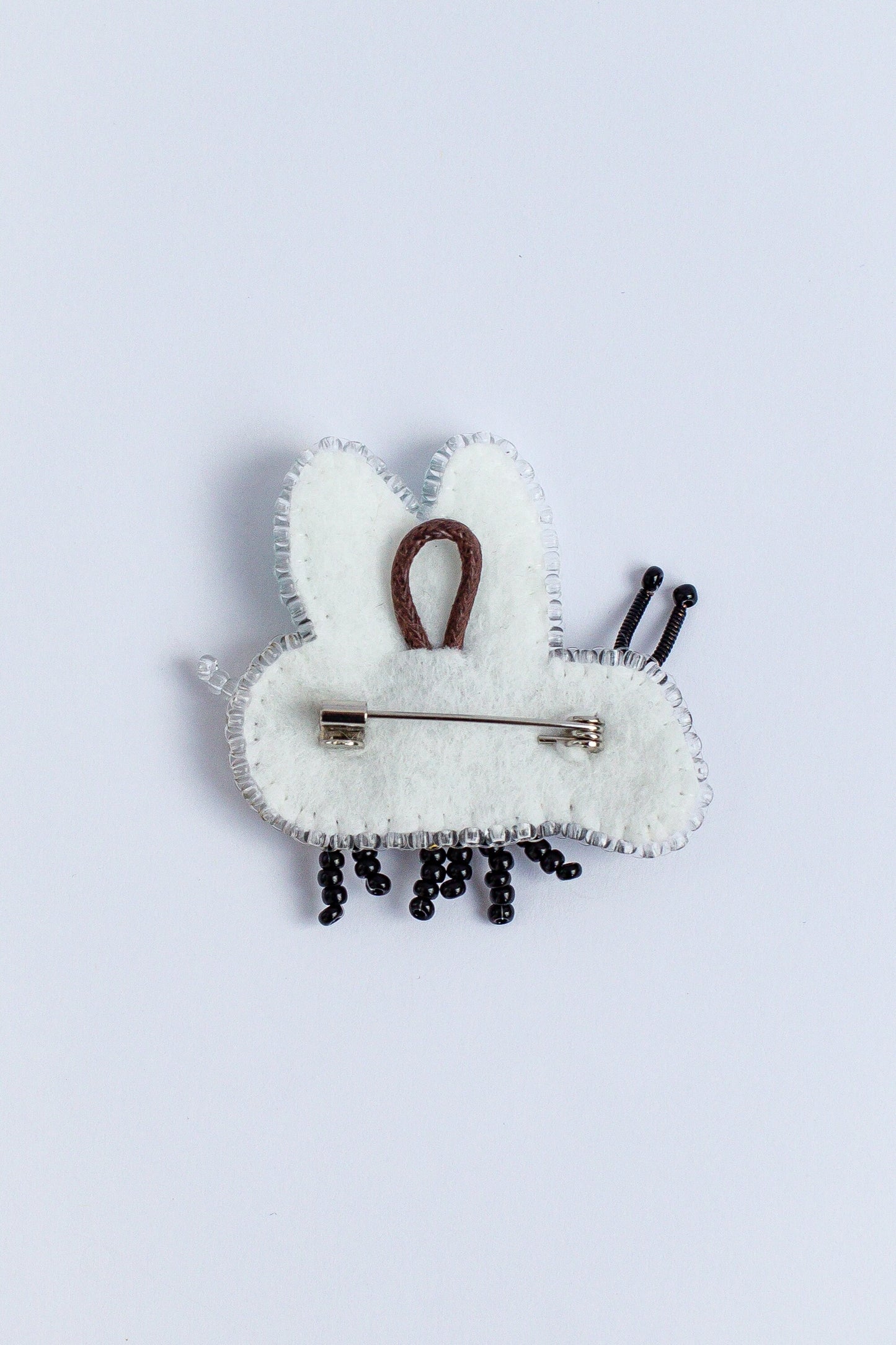 Bee Bead embroidery kit. Seed Bead Brooch kit. DIY Craft kit. Beadweaving Kit. Needlework beading. Handmade Jewelry Making Kit