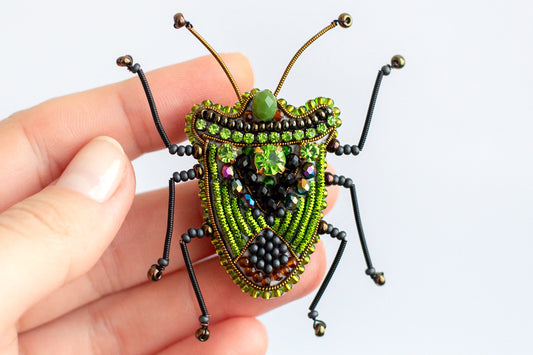 Green Shield Bug Bead embroidery kit. Seed Bead Brooch kit. DIY Craft kit. Beadweaving Kit. Needlework beading. Handmade Jewelry Making Kit