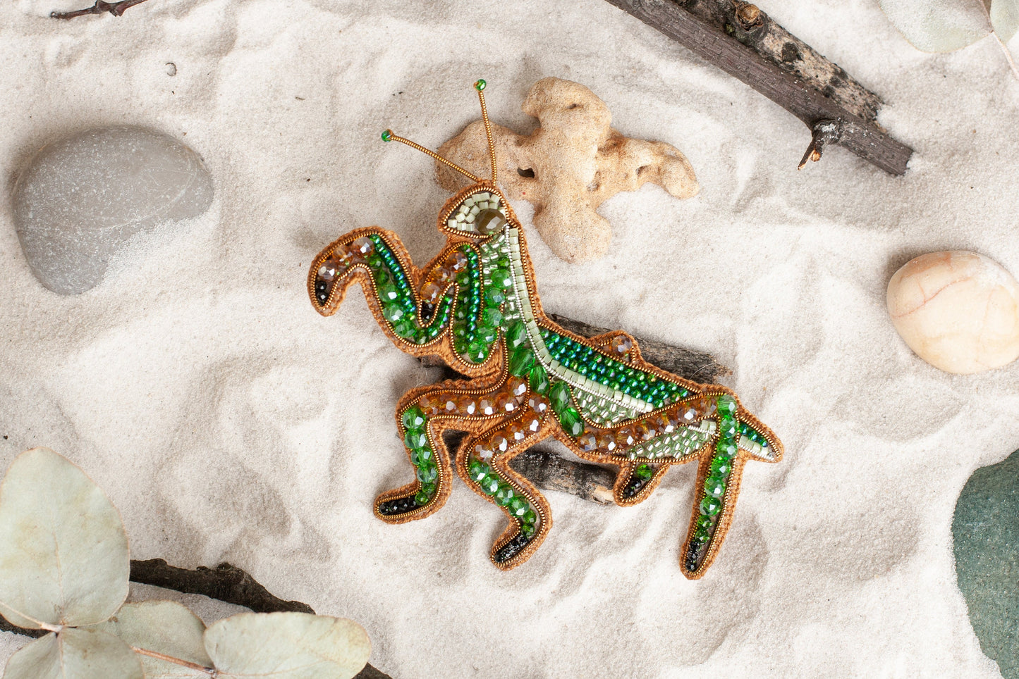 Praying Mantis DIY Beaded Brooch Kit, Praying Mantis craft kit, Jewelry Making Kit, Seed beed kit