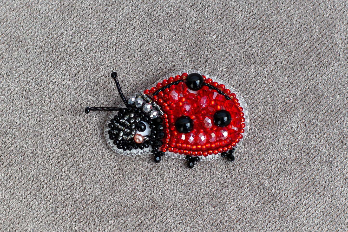 Ladybug Bead embroidery kit. Seed Bead Brooch kit. DIY Craft kit. Beadweaving Kit. Needlework beading. Handmade Jewelry Making Kit