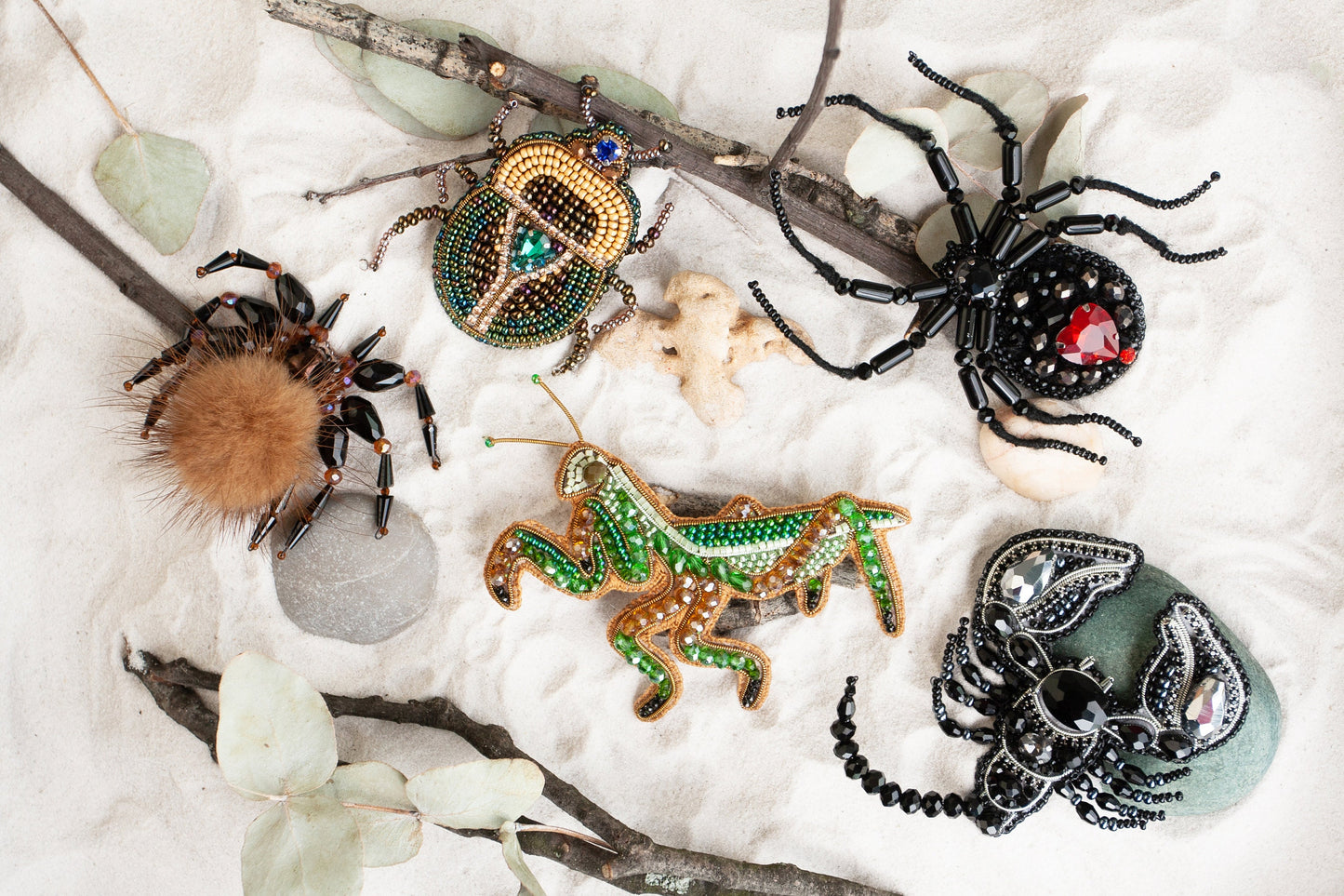 Set of 5 DIY Beaded Brooches Kits, Craft kits, Beaded Insects Brooches, Jewelry Making Kits for Adults, Needlework beading