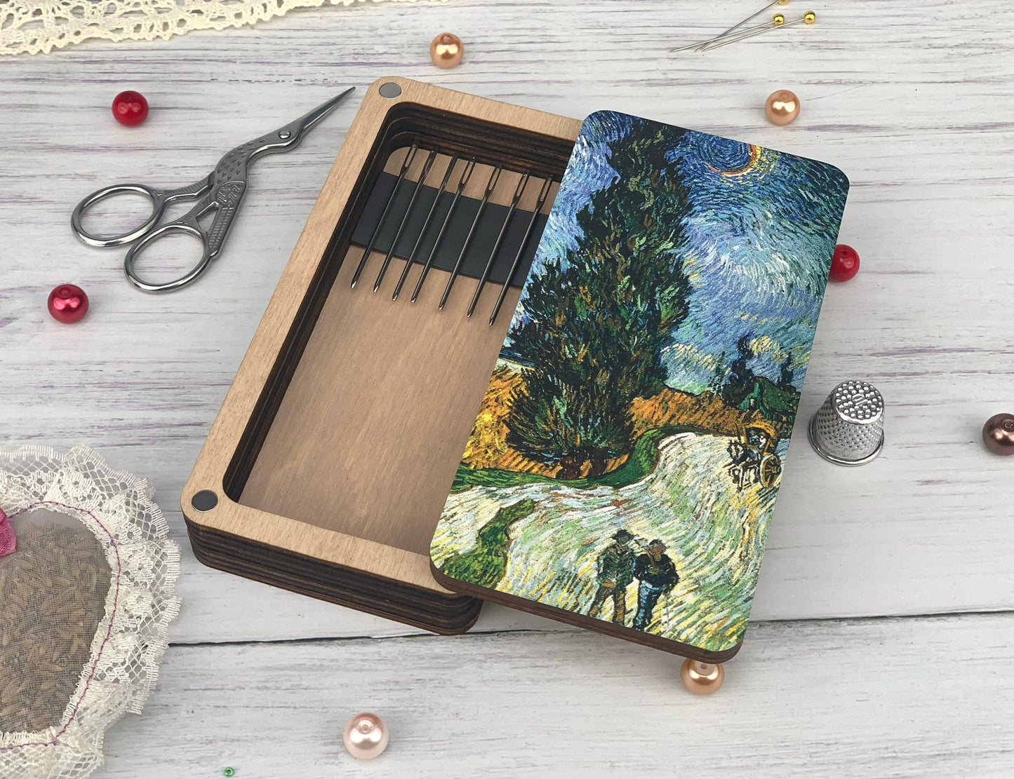 Wooden Needle Minder