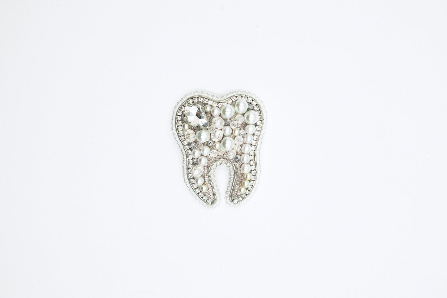 White Tooth - Readymade Beaded Brooch