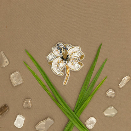 White Lily Flower - Readymade Beaded Brooch