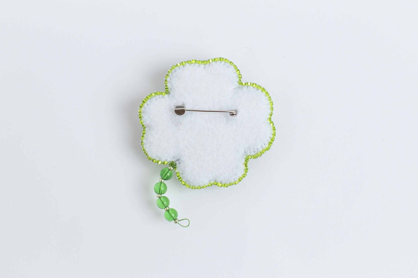 Clover - Readymade Beaded Brooch