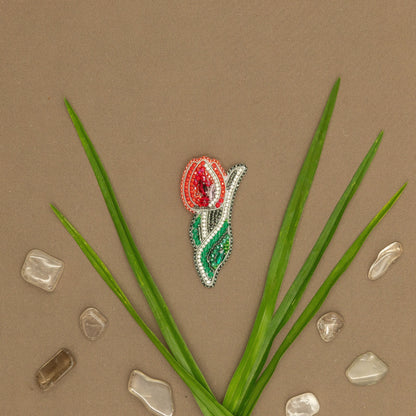 Red Tulip - Readymade Beaded Brooch