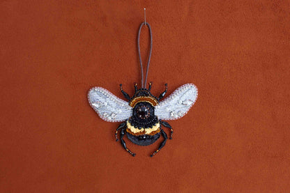 Bumblebee - Readymade Beaded Brooch