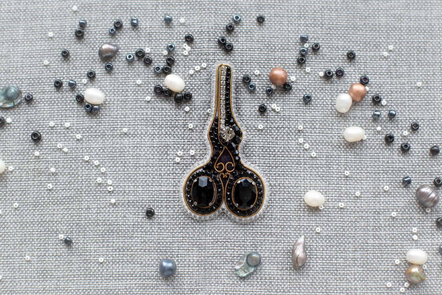 Scissors - Readymade Beaded Brooch