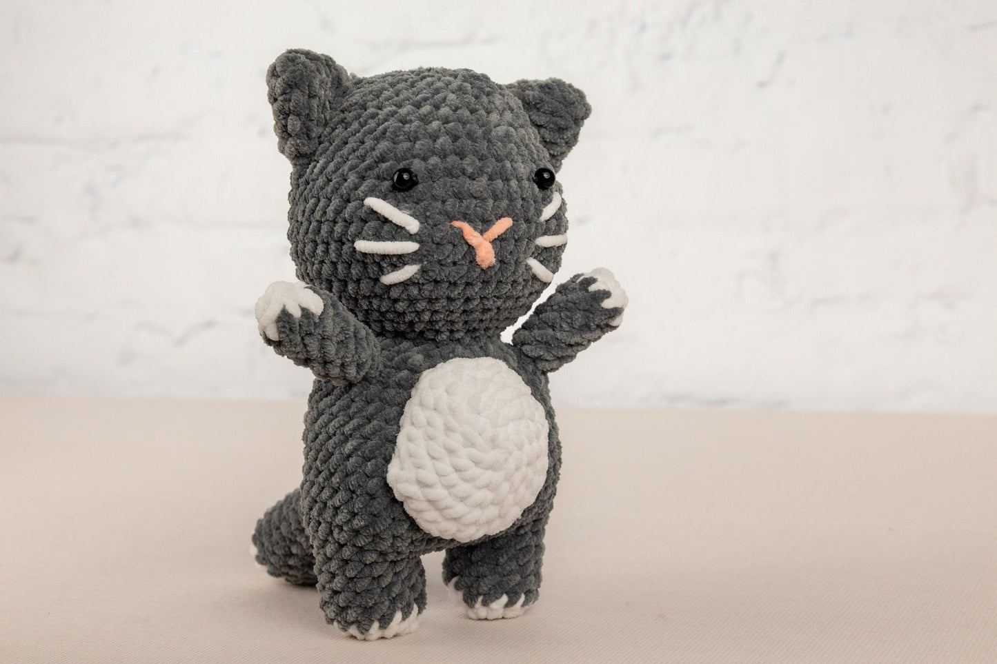 Plush Cat - Crochet Amigurumi DIY kit