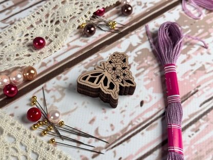 a close up of a piece of wood