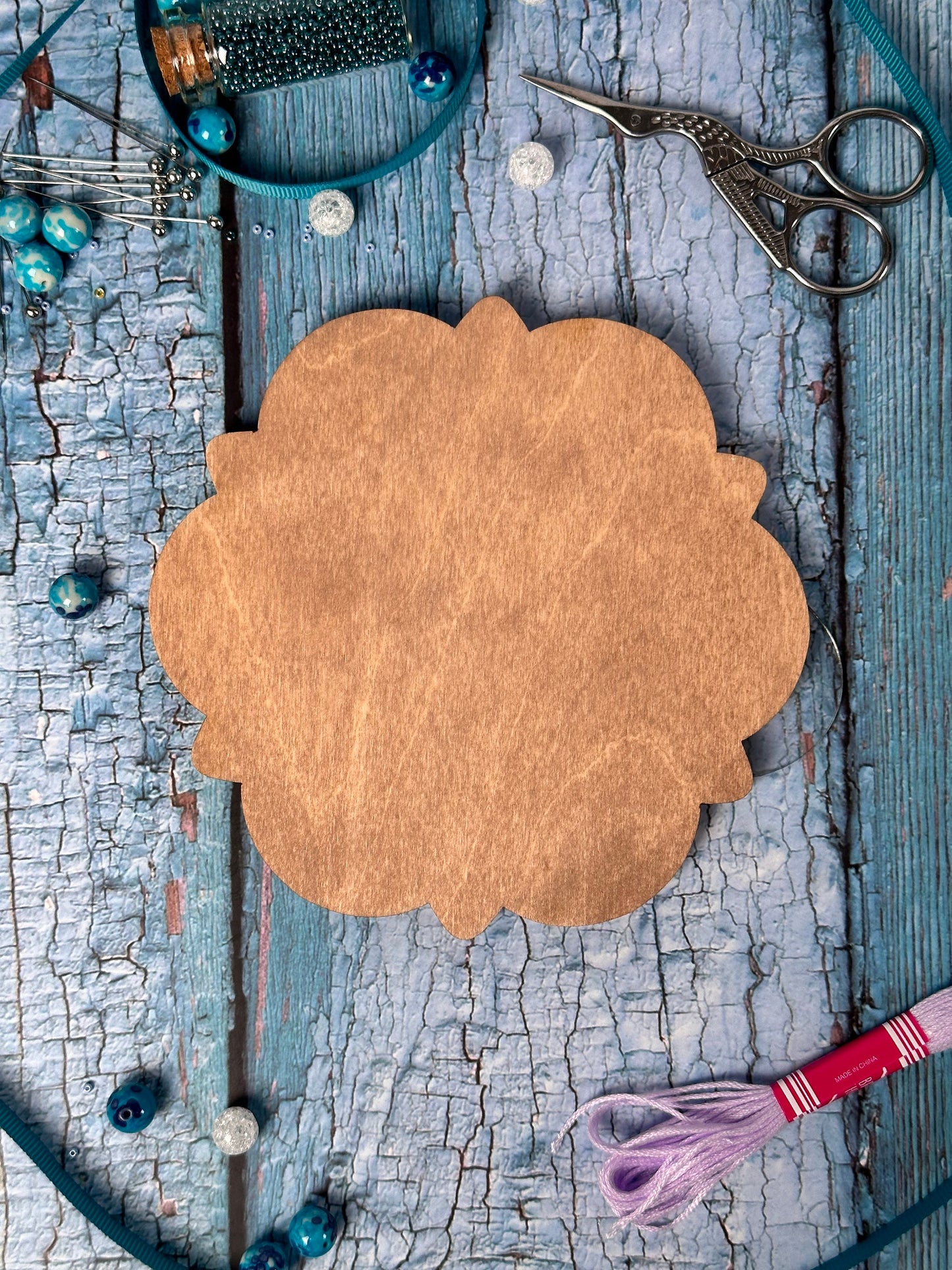 a picture of a piece of paper on a table