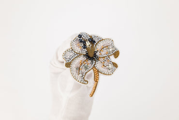 White Lily Flower - Readymade Beaded Brooch