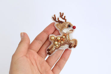 Christmas Deer - Readymade Beaded Brooch