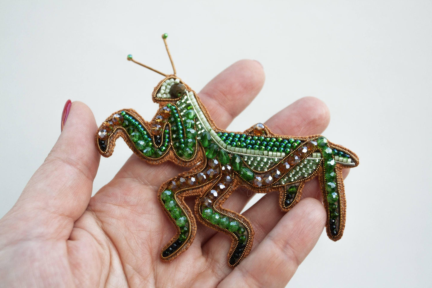 Praying Mantis - Readymade Beaded Brooch