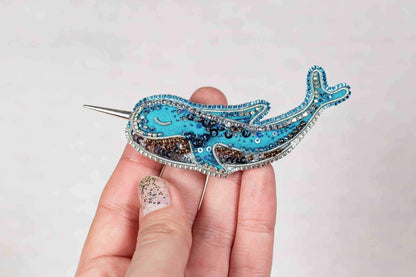 Blue Narwhal - Readymade Beaded Brooch
