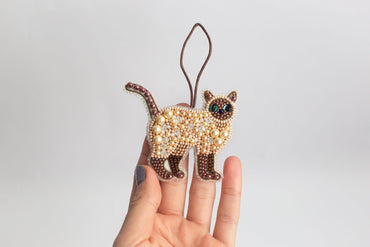 Siamese Cat - Readymade Beaded Brooch