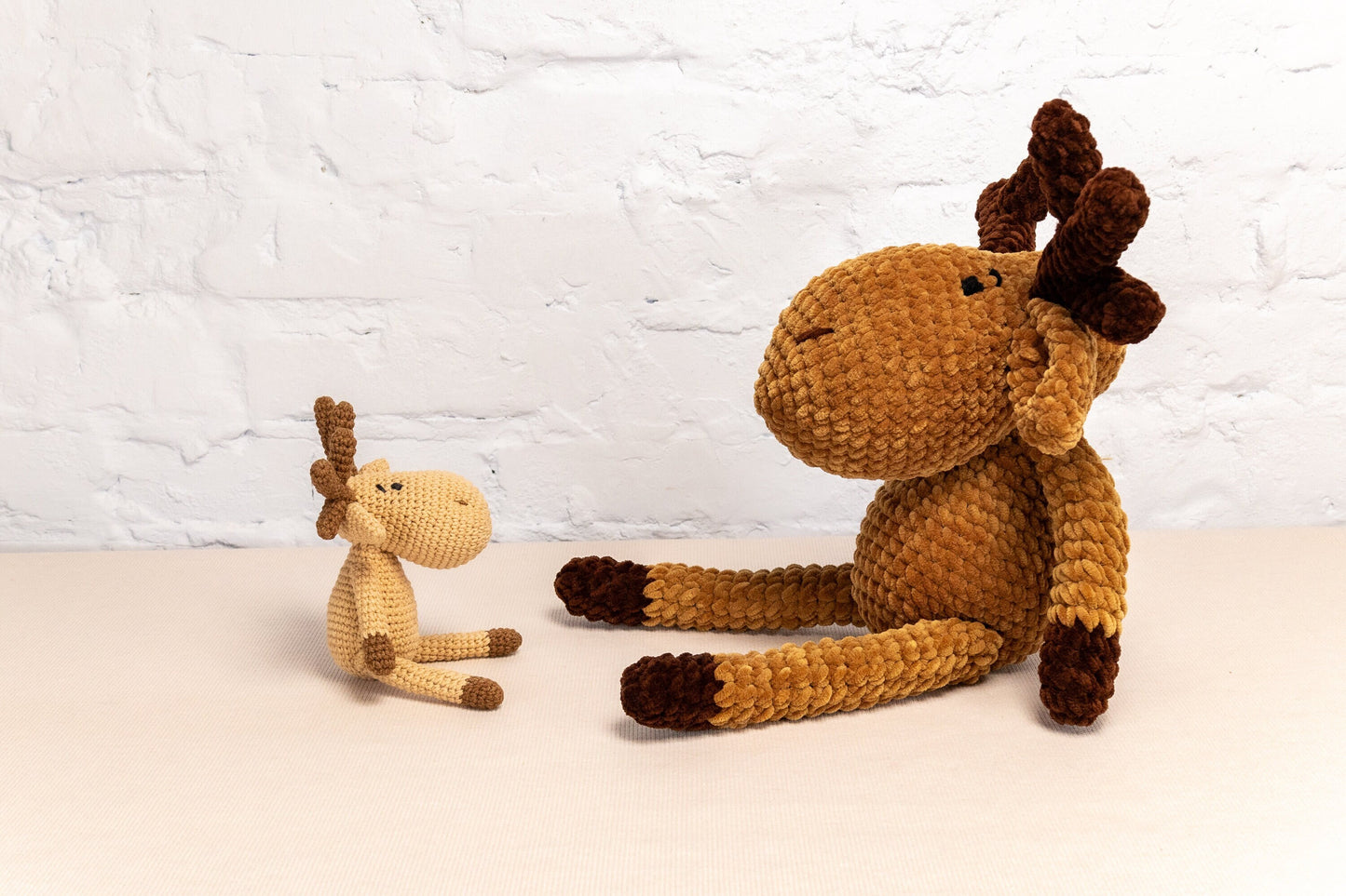 Crochet Christmas Reindeer - Amigurumi PDF Pattern