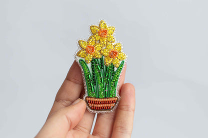 Daffodil Flower - Readymade Beaded Brooch
