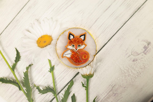 a picture of a flower and a picture of a fox