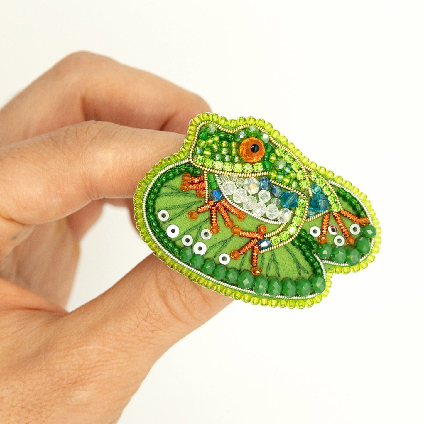 Frog - Readymade Beaded Brooch