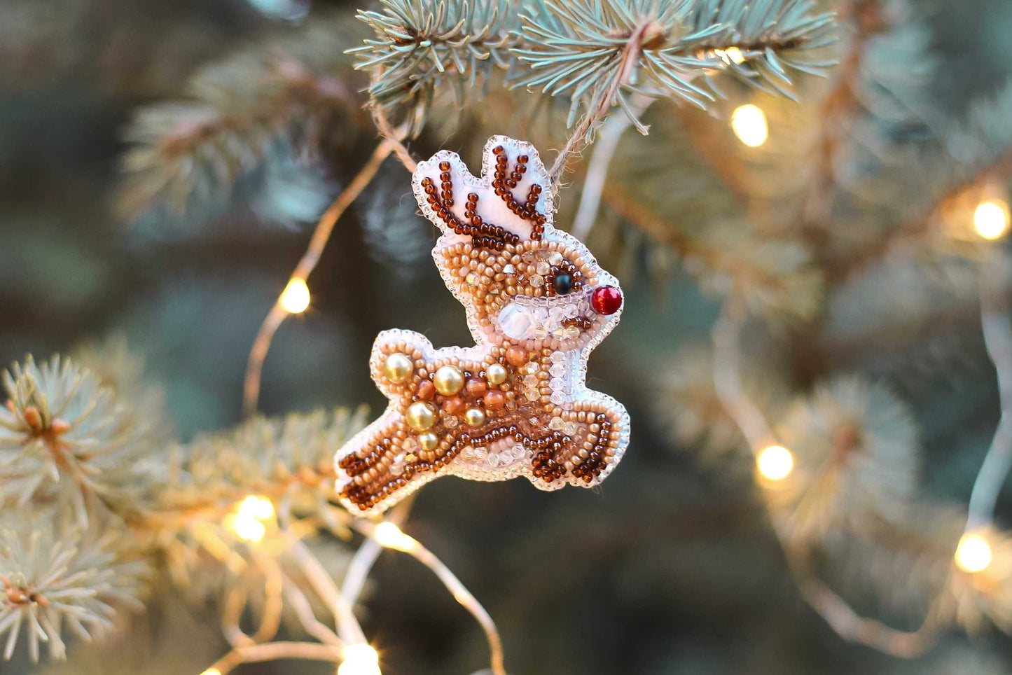 Christmas Deer - Readymade Beaded Brooch
