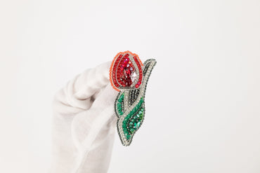 Red Tulip - Readymade Beaded Brooch