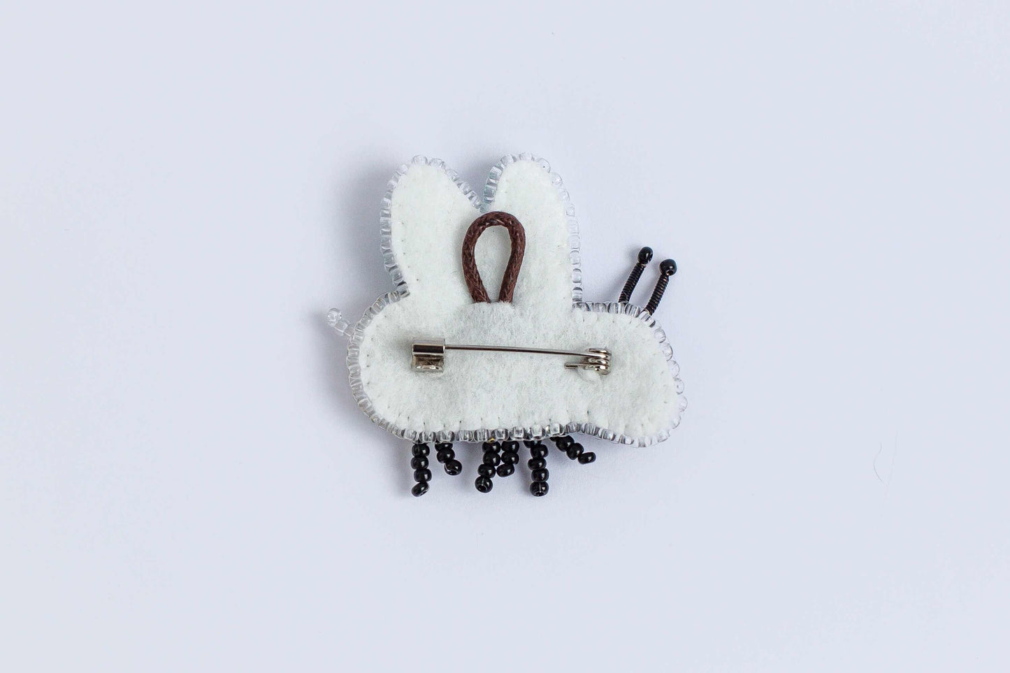 Little Bee - Readymade Beaded Brooch