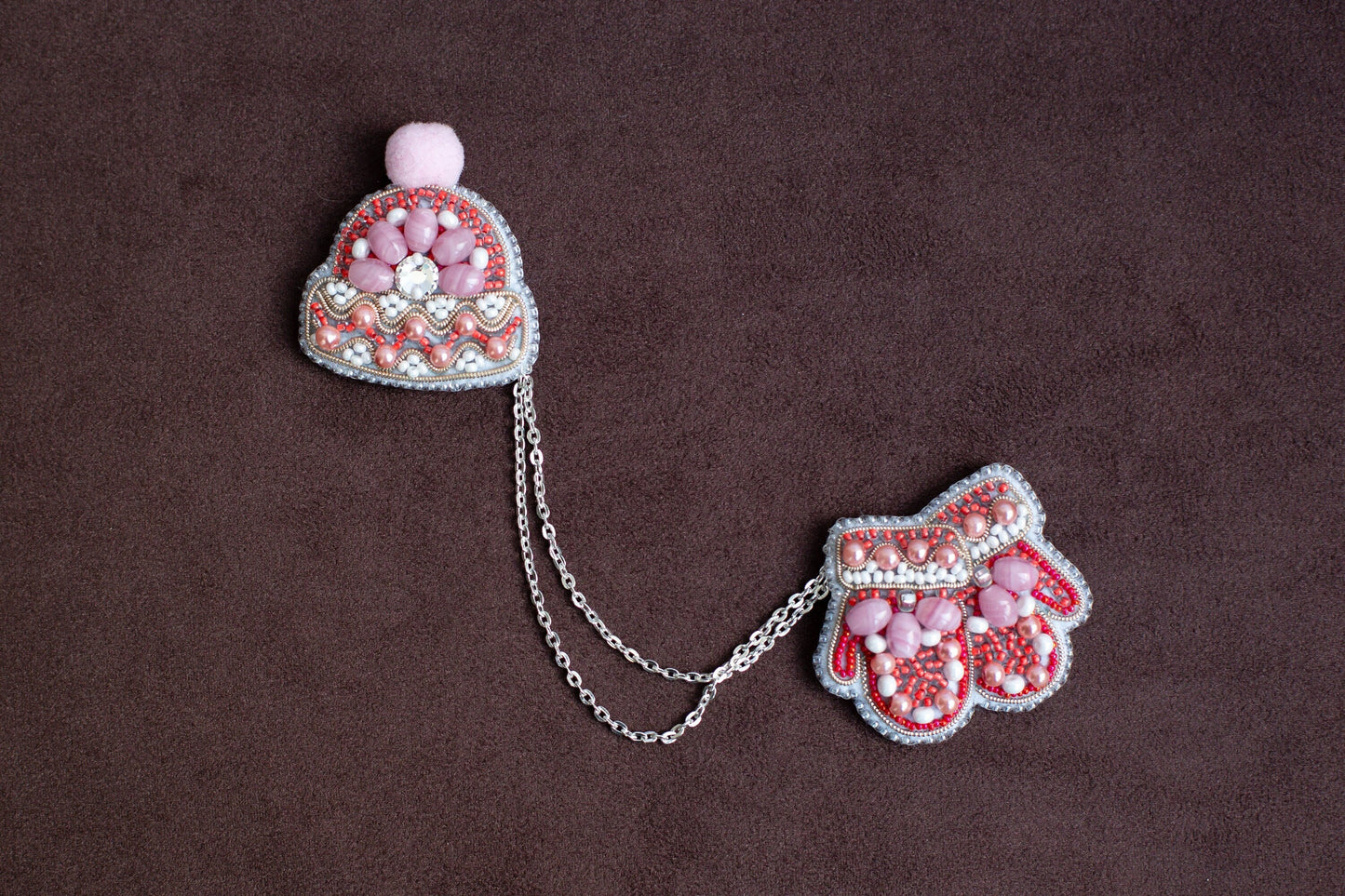 Winter Hat & Mittens - Readymade Beaded Brooch