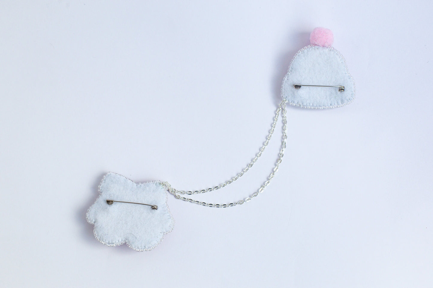 Winter Hat & Mittens - Readymade Beaded Brooch