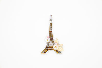 a picture of the eiffel tower on a white background