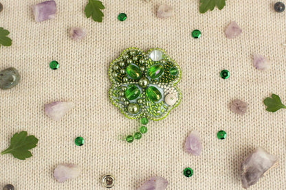 Clover - Readymade Beaded Brooch