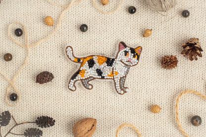 Calico Cat - Readymade Beaded Brooch
