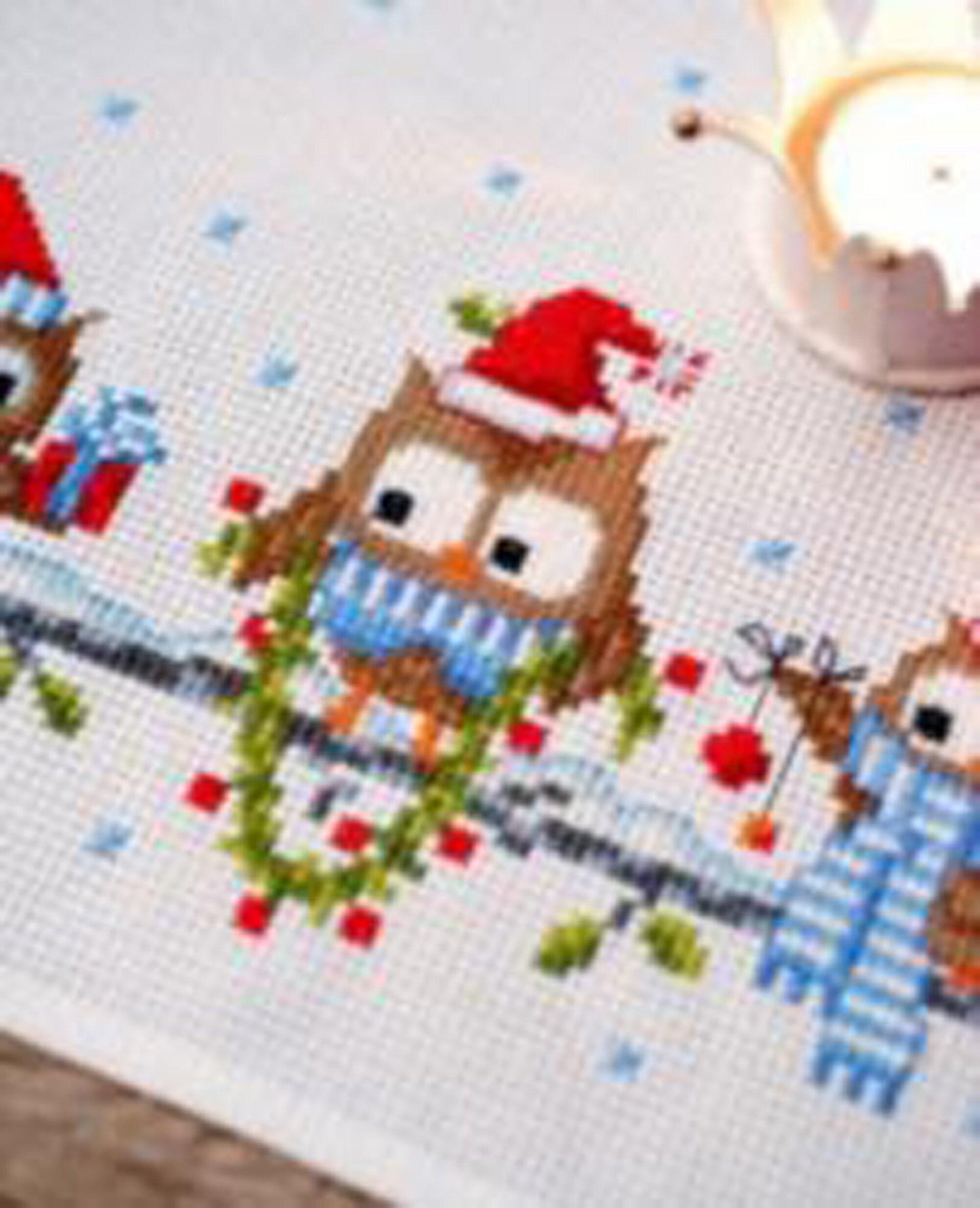 Christmas Table Runner  Cross stitch Embroidery DIY Kits