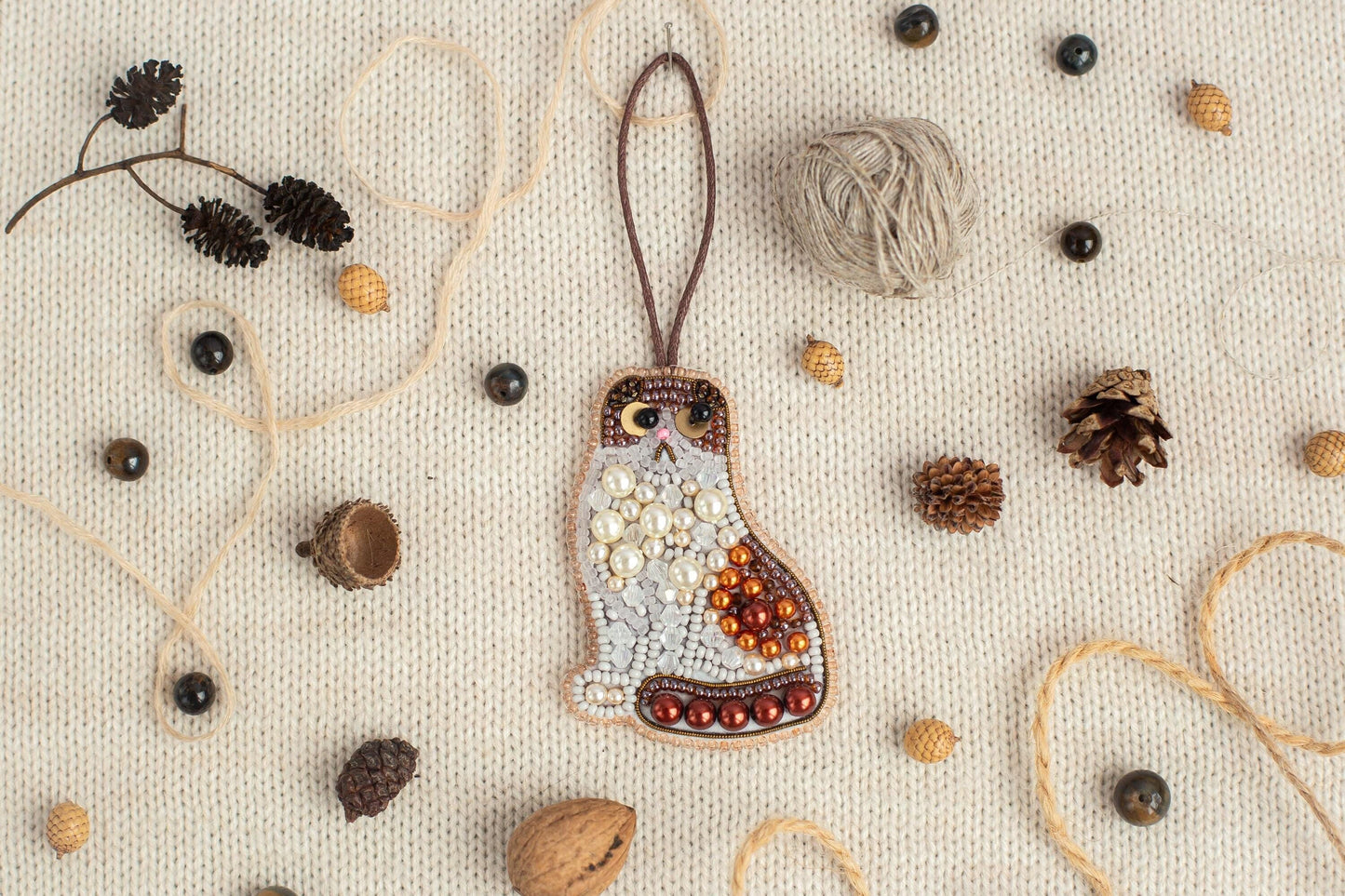 Scottish Fold Cat - Readymade Beaded Brooch