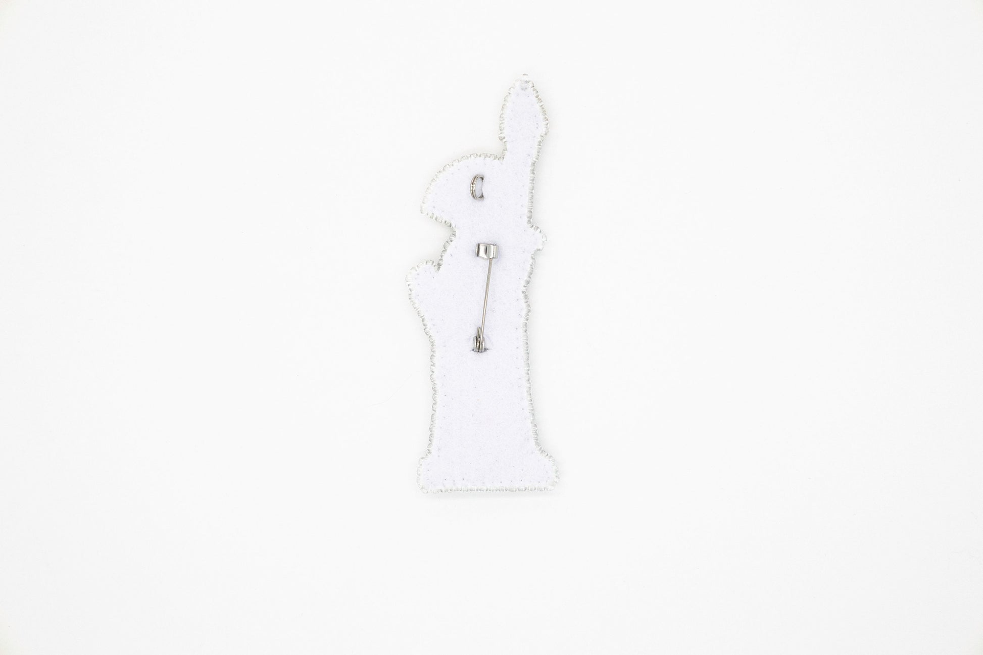 a picture of a white statue of liberty