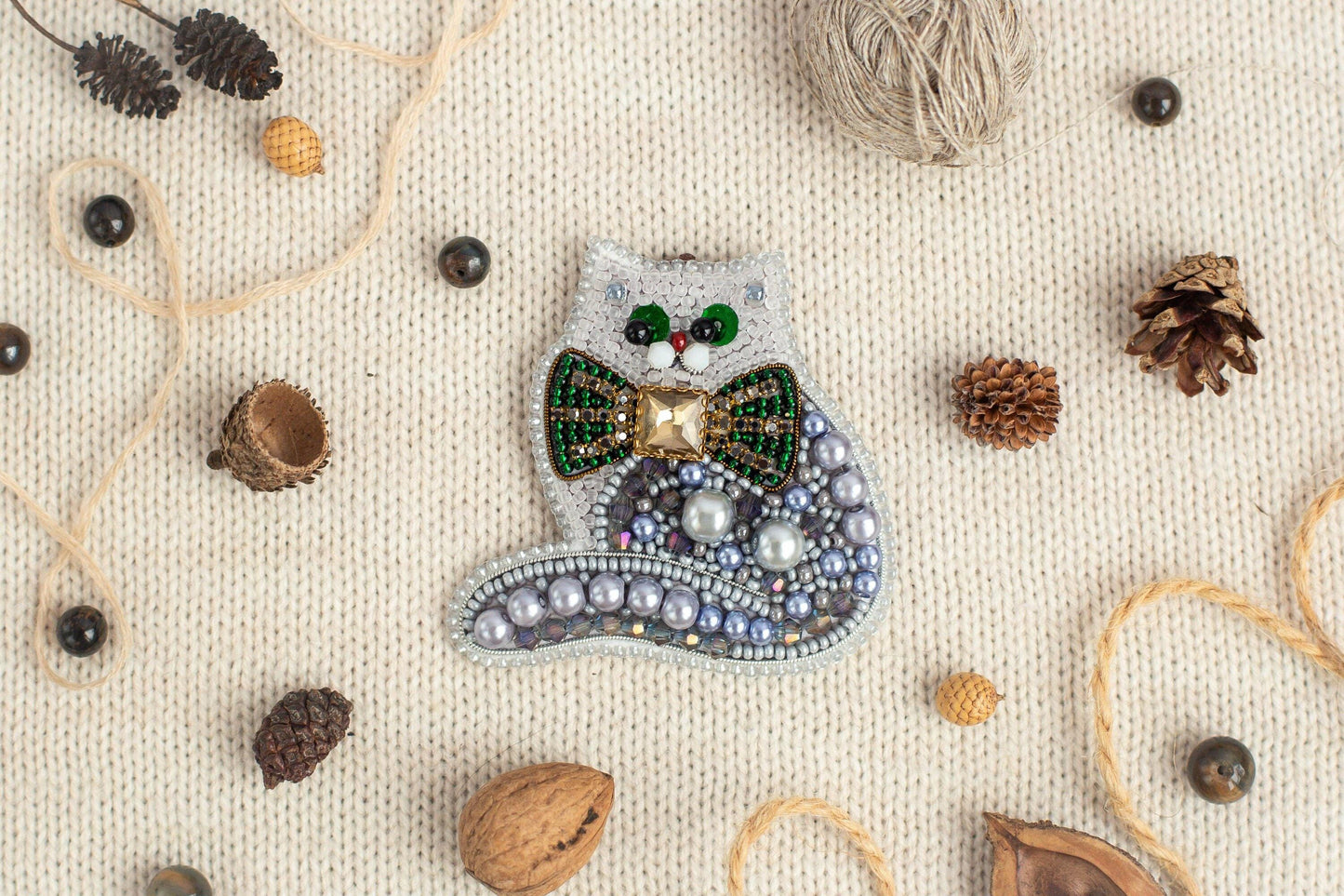 Cat - Readymade Beaded Brooch