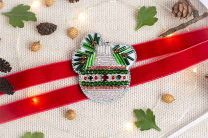 Christmas Ball - Readymade Beaded Brooch