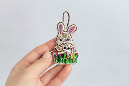 Easter Rabbit - Readymade Beaded Brooch