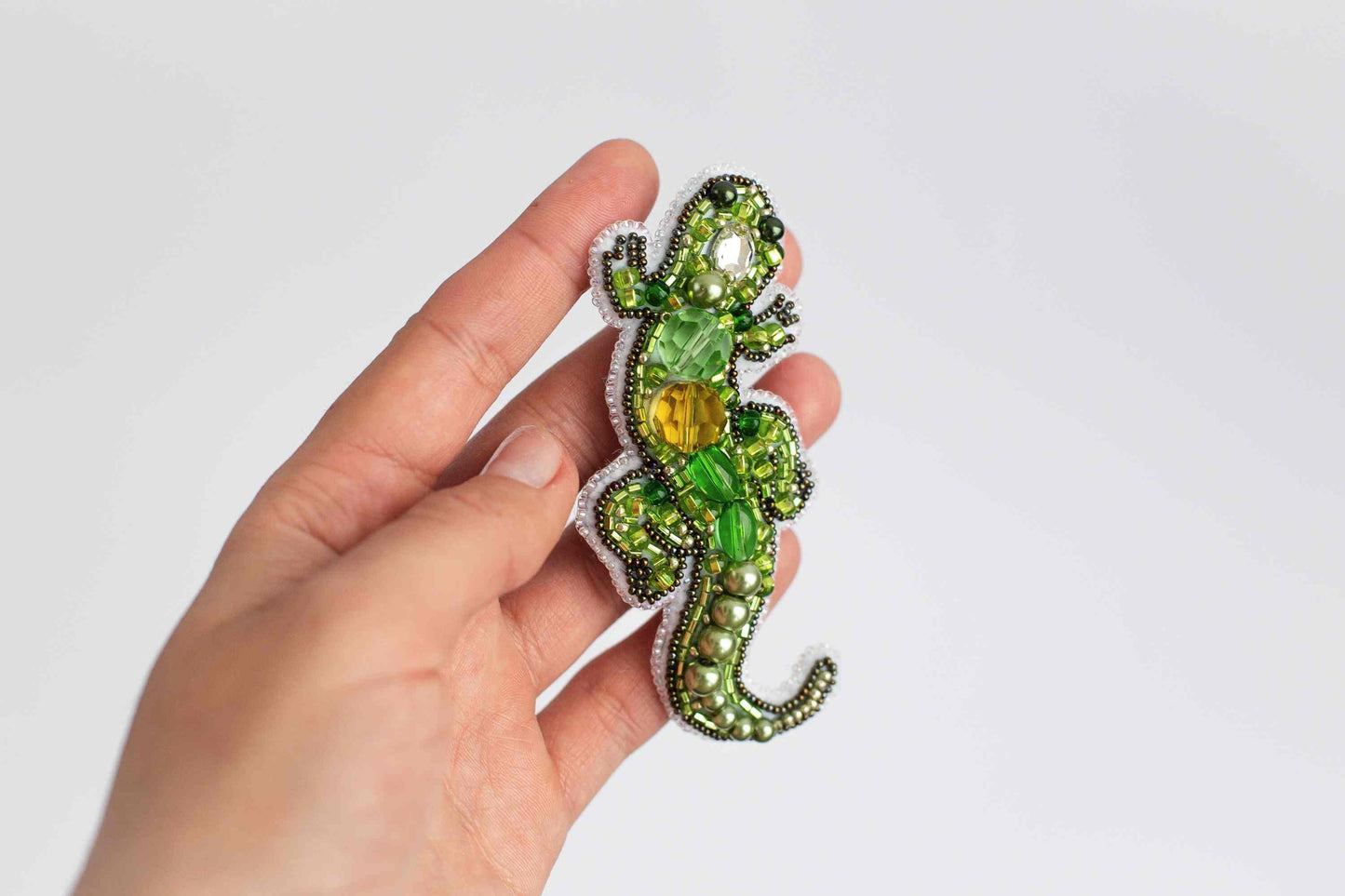 Lizard - Readymade Beaded Brooch