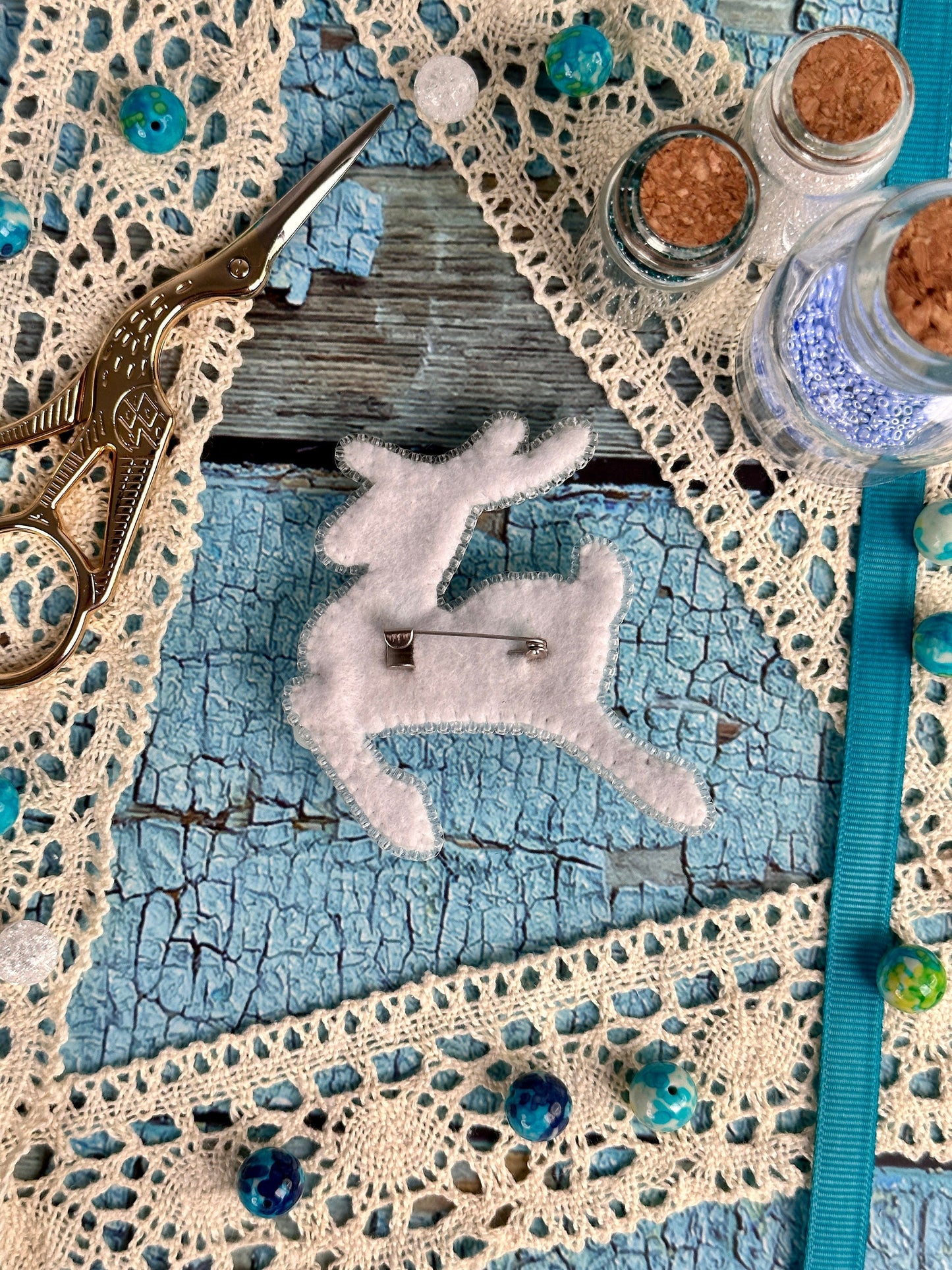 Christmas Deer - Readymade Beaded Brooch