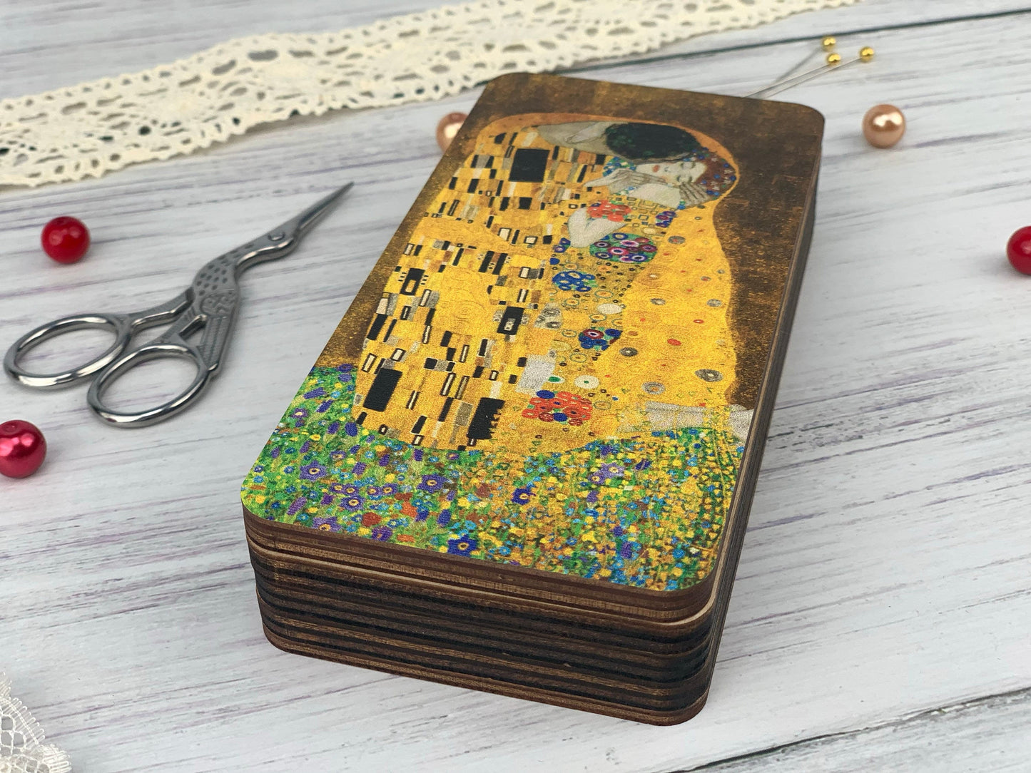 Wooden Needle Minder