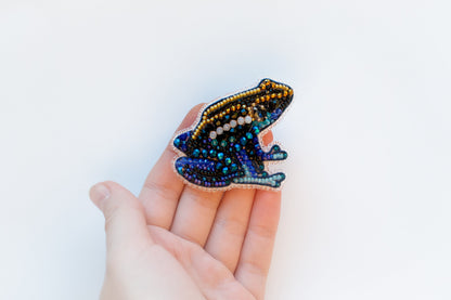 Blue Frog - Readymade Beaded Brooch