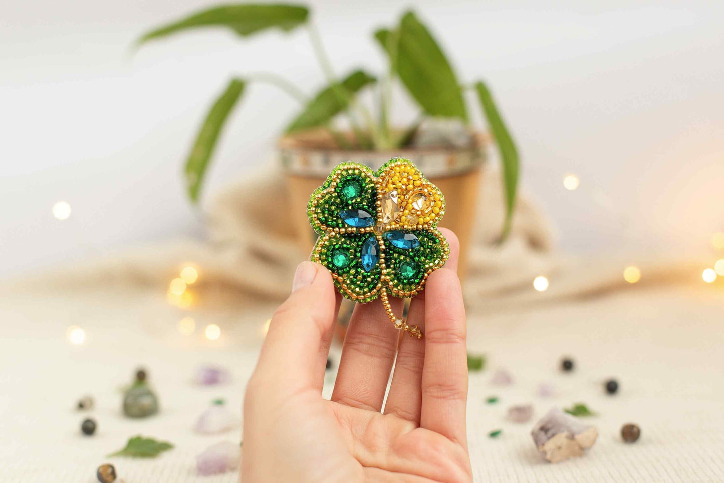 Clover - Readymade Beaded Brooch